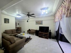 Blk 728 Tampines Courtview (Tampines), HDB 5 Rooms #580913411